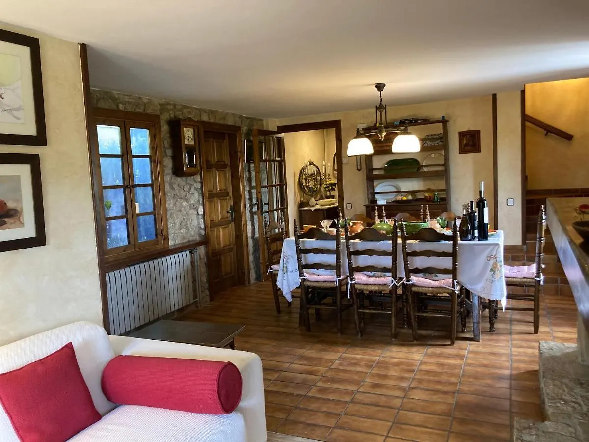 Casa rural Hostal Pla de Moixons Oristà