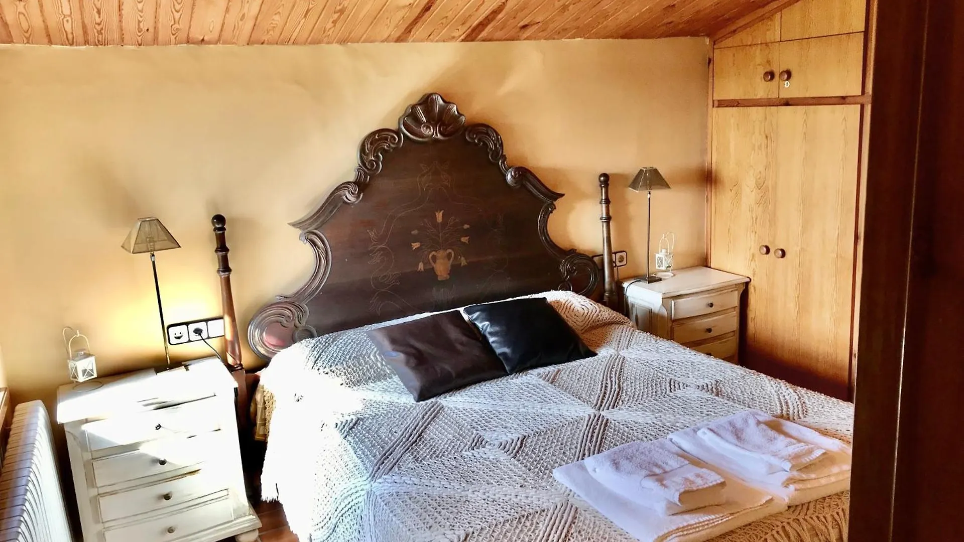 Pla De Moixons Guest House Orista Country house